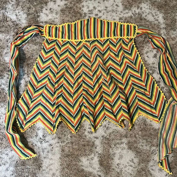 Adorable Vintage Apron - Picture 1 of 4